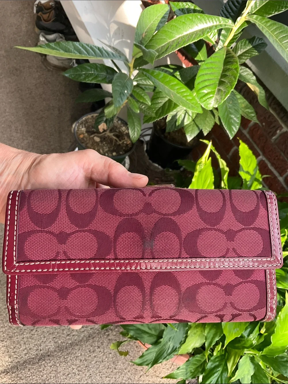 Vintage Y2k Coach turnlock wallet GUC